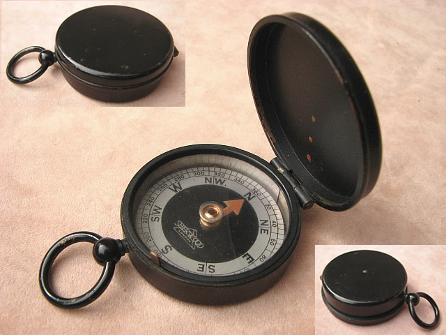 Early 20th century Sherwood London pocket compass with Verners style dial